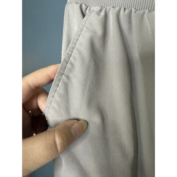 90 Degrees Cargo Joggers Women's Size Medium Lightweight Grey Easy On Cozy - Picture 6 of 11